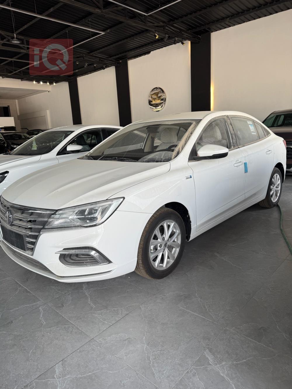 MG 5